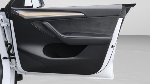 Used Tesla Model Y 2023 for sale - 76327090: Photo 16