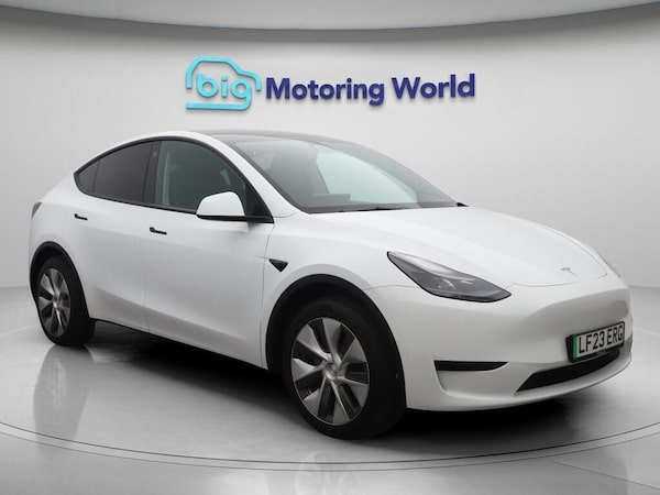 Used Tesla Model Y 2023 for sale - 76327090: Photo 1