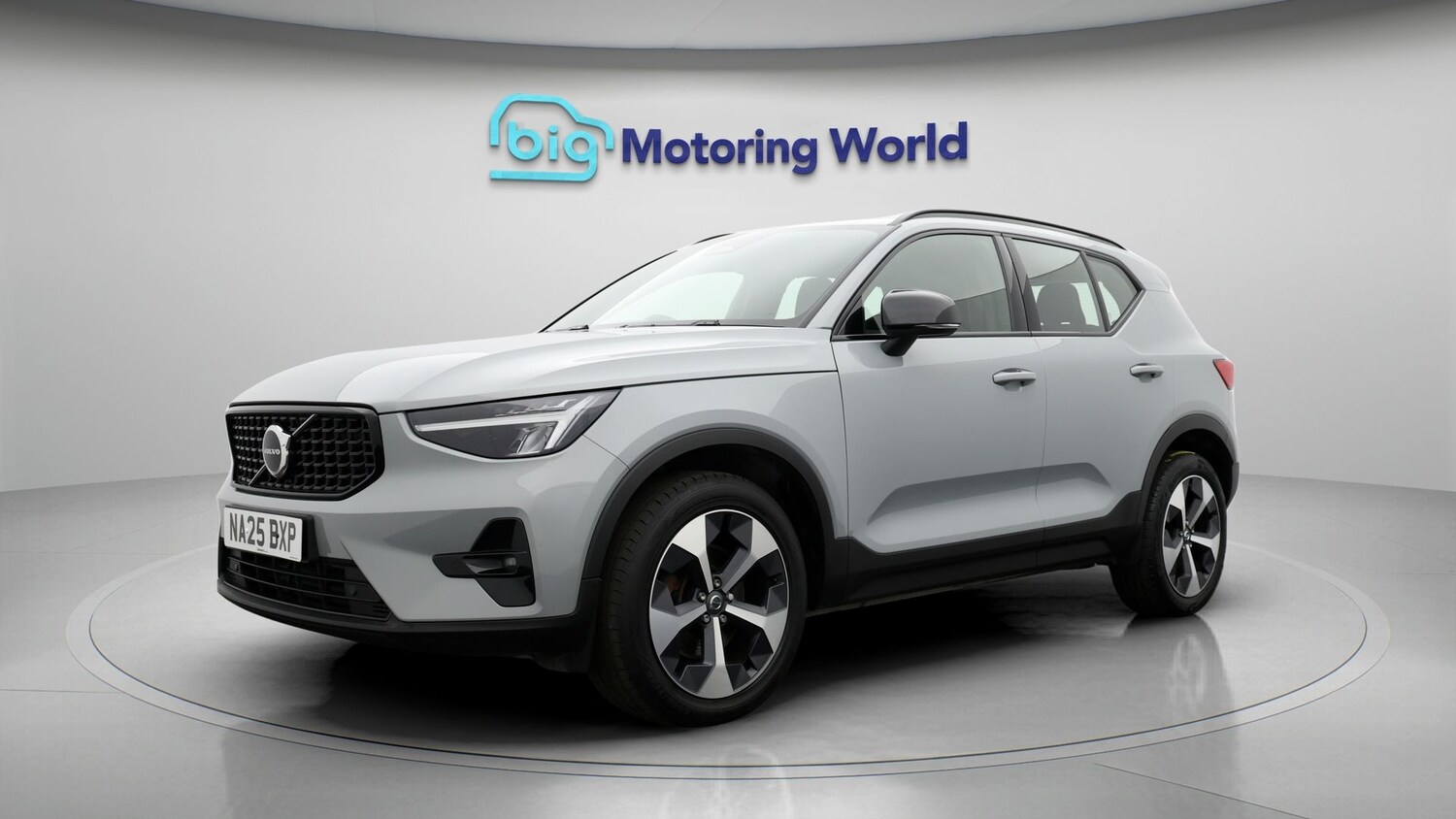Used Volvo XC40 2025 for sale - 76911433: Photo 3