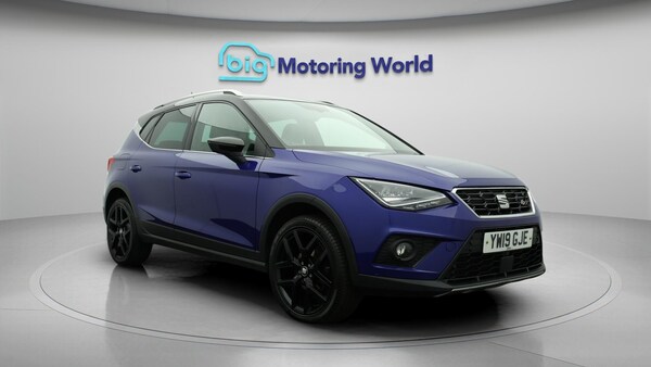 Used SEAT Arona 2019 for sale - 76122445: Photo 2