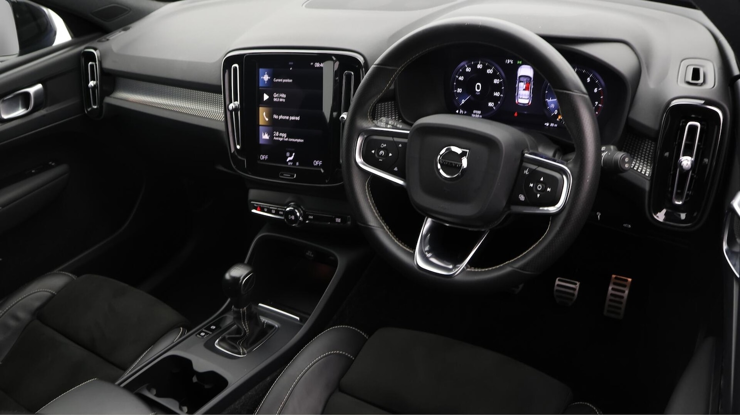 Used Volvo XC40 2021 for sale - 76584802: Photo 10