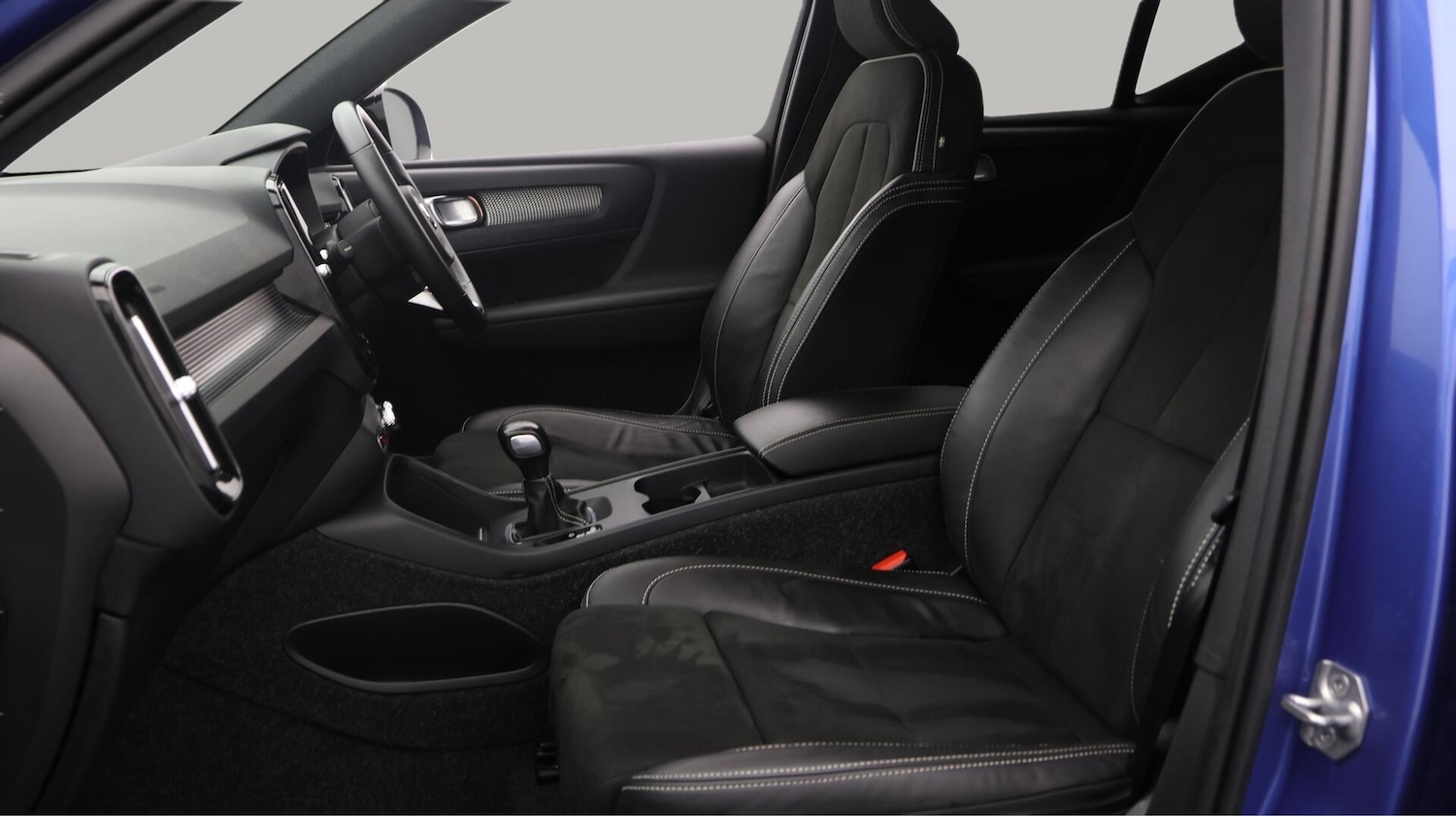 Used Volvo XC40 2021 for sale - 76584802: Photo 15