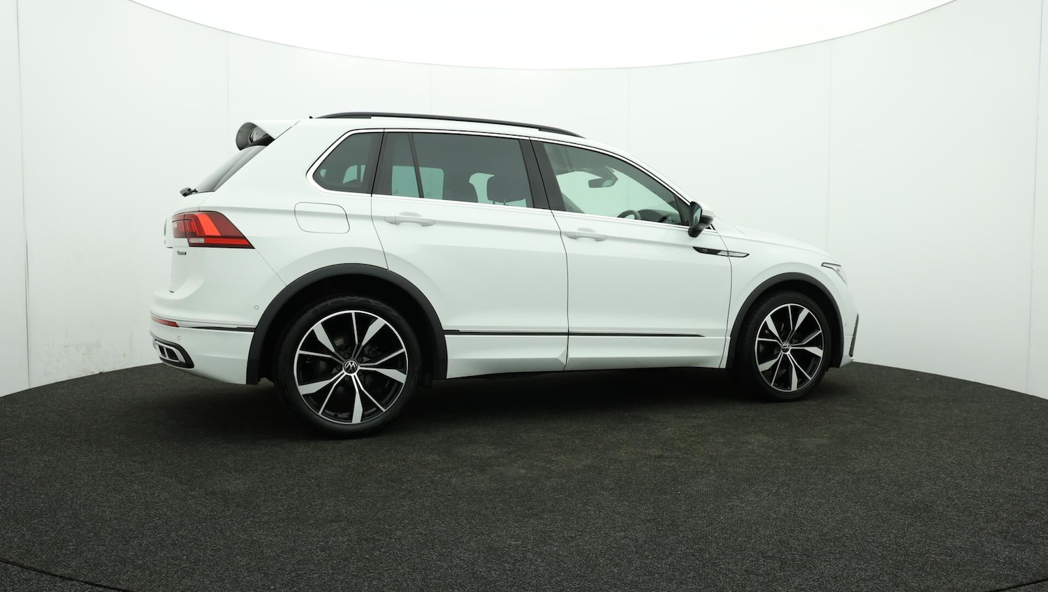 Used Volkswagen Tiguan 2021 for sale - 76137560: Photo 40