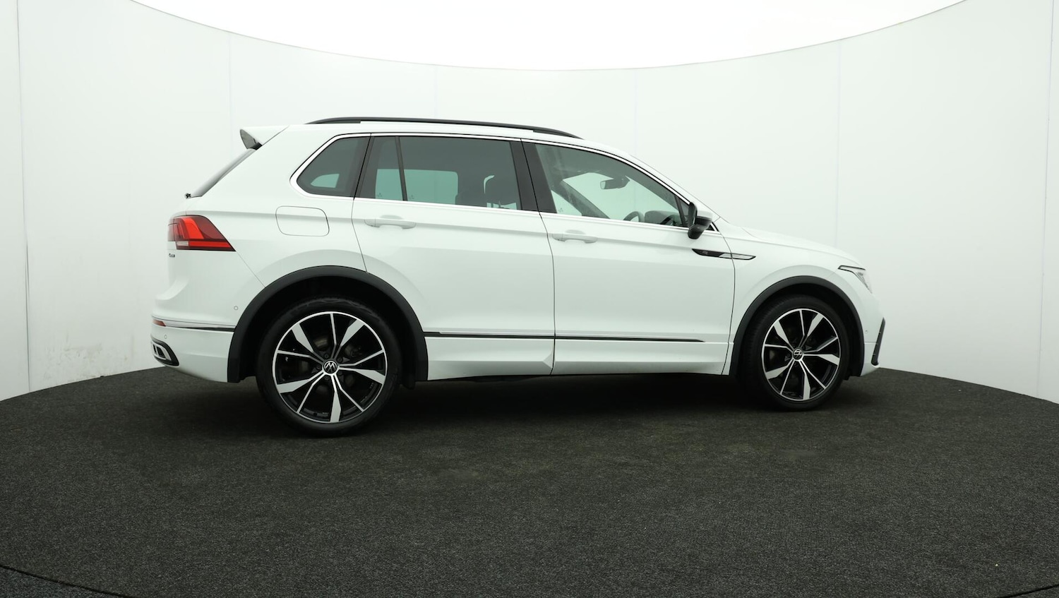 Used Volkswagen Tiguan 2021 for sale - 76137560: Photo 41