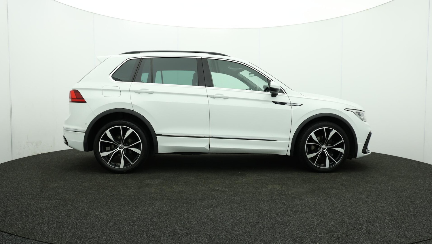 Used Volkswagen Tiguan 2021 for sale - 76137560: Photo 43
