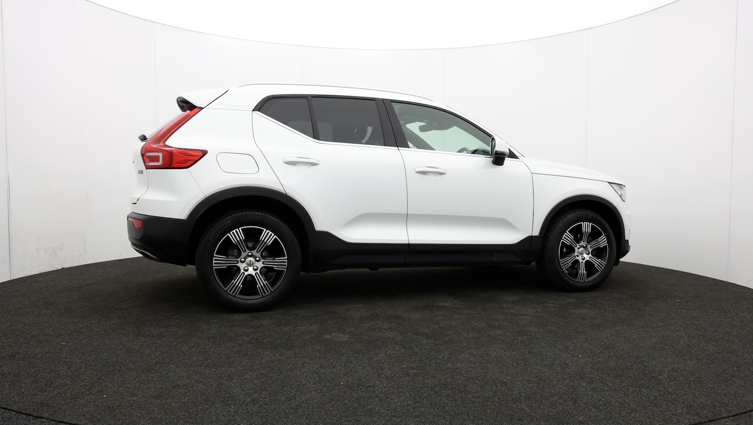 Used Volvo XC40 2019 for sale - 76809975: Photo 31