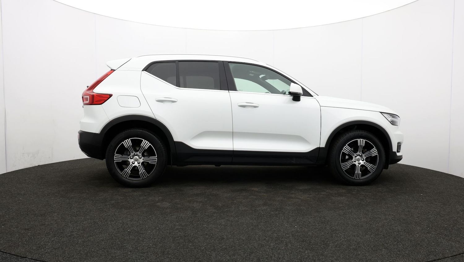 Used Volvo XC40 2019 for sale - 76809975: Photo 33