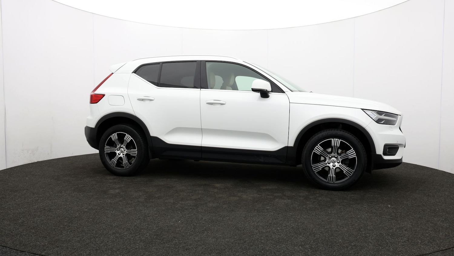 Used Volvo XC40 2019 for sale - 76809975: Photo 36