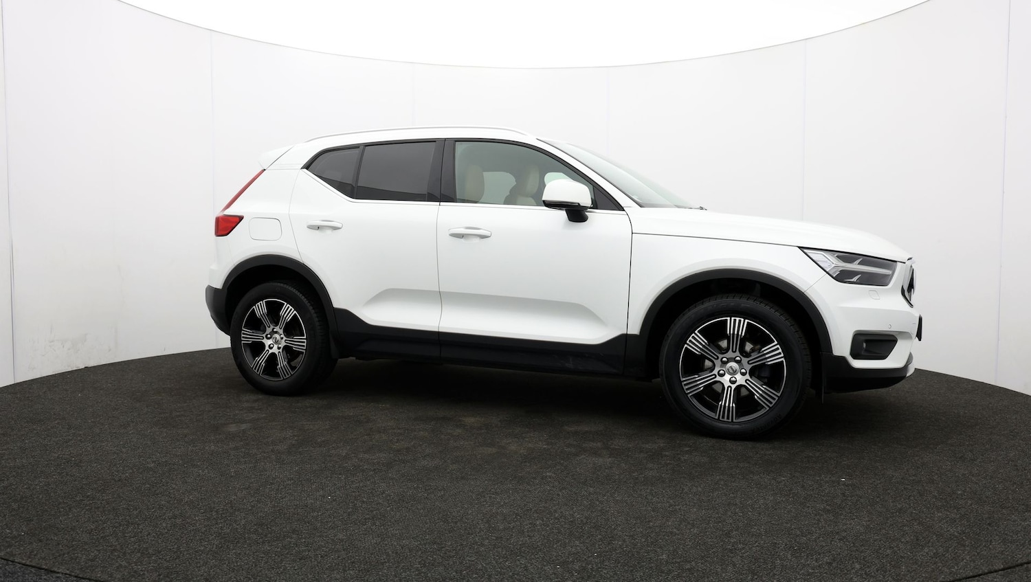 Used Volvo XC40 2019 for sale - 76809975: Photo 38