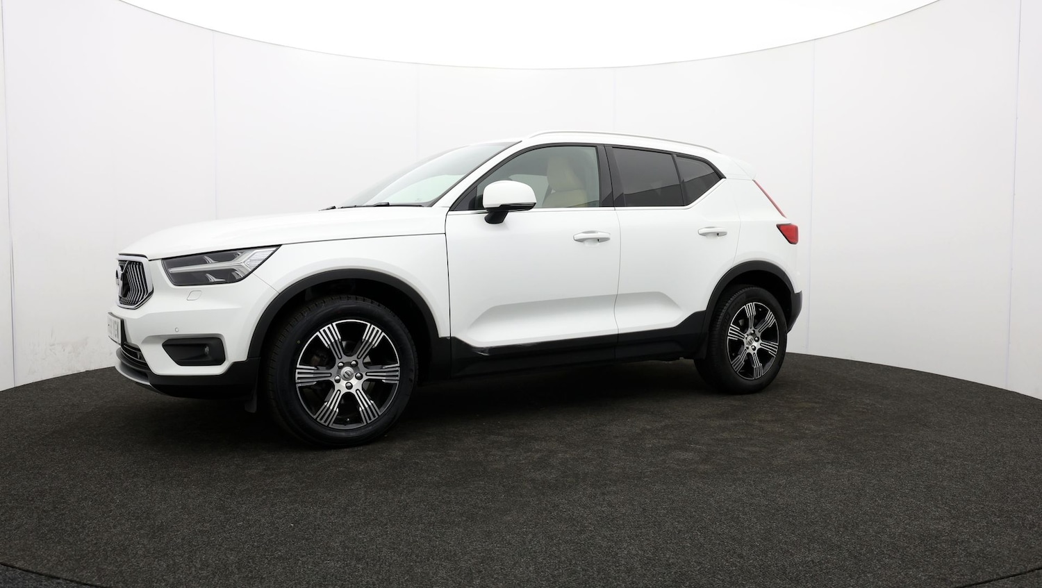 Used Volvo XC40 2019 for sale - 76809975: Photo 57