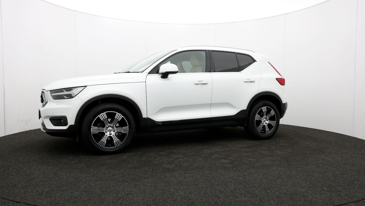 Used Volvo XC40 2019 for sale - 76809975: Photo 58