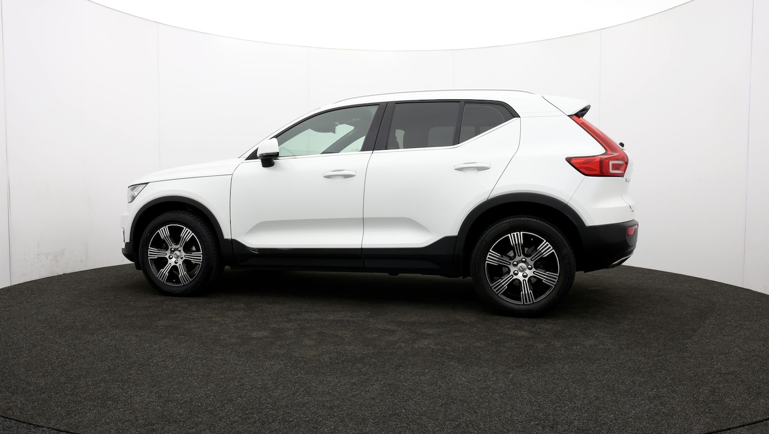 Used Volvo XC40 2019 for sale - 76809975: Photo 65