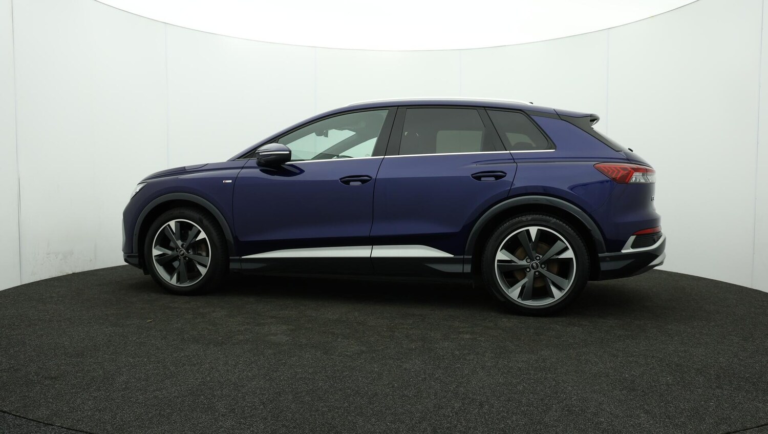 Used Audi Q4 e-tron 2022 for sale - 76121854: Photo 76