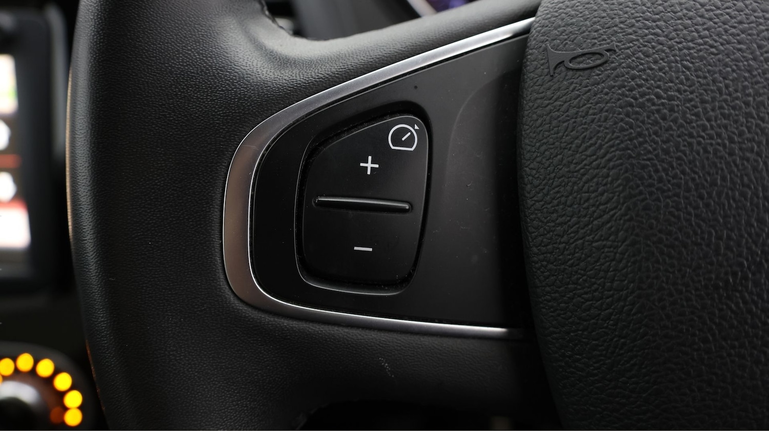 Used Renault Captur 2020 for sale - 77382821: Photo 21