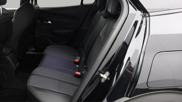 Used Peugeot 2008 2022 for sale - 76296077: Photo 17