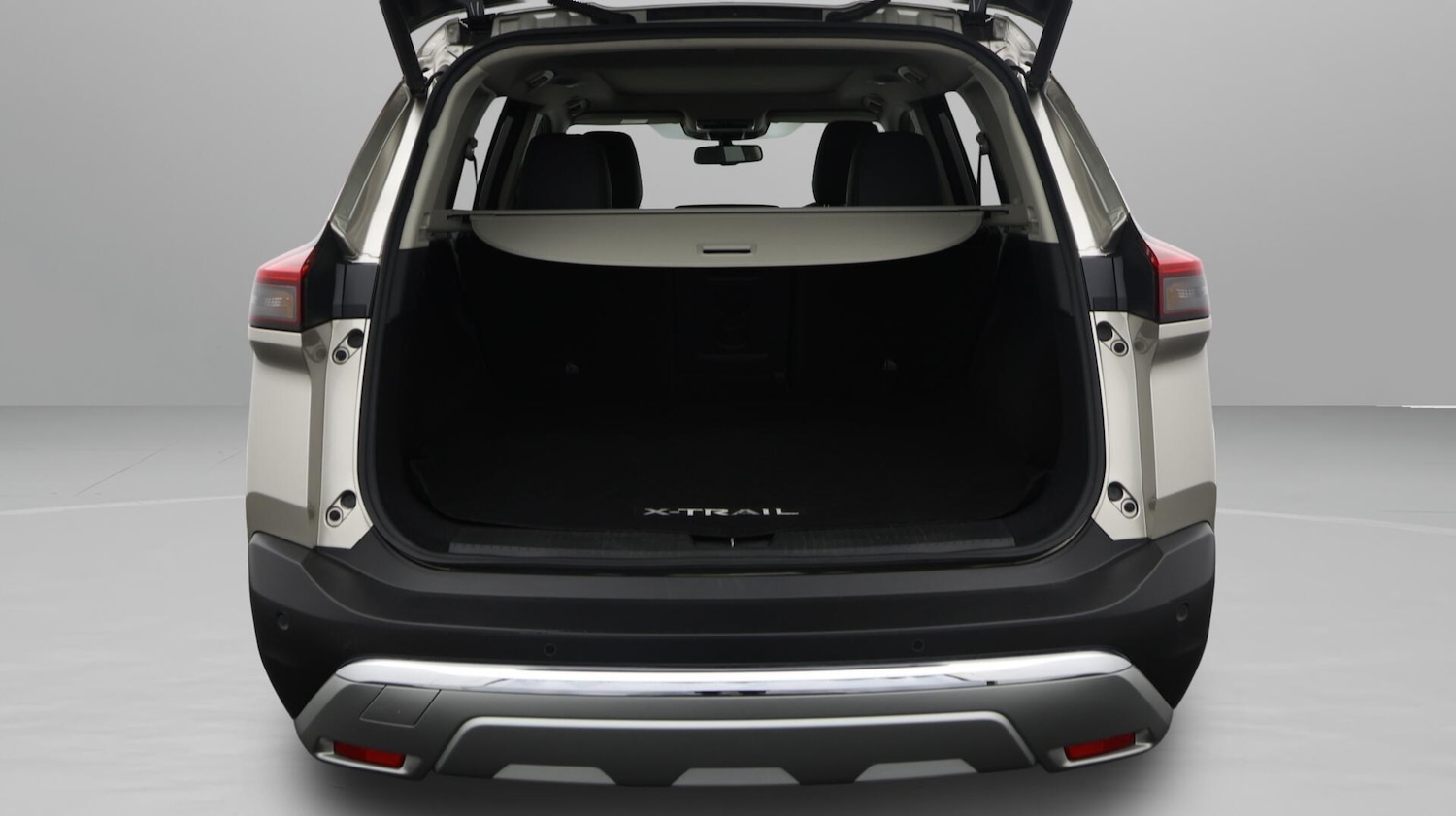 Used Nissan X-Trail 2023 for sale - 76399058: Photo 18