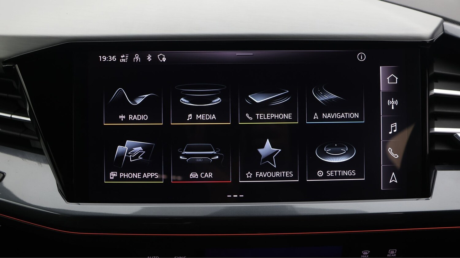 Used Audi Q4 e-tron 2023 for sale - 77306398: Photo 11