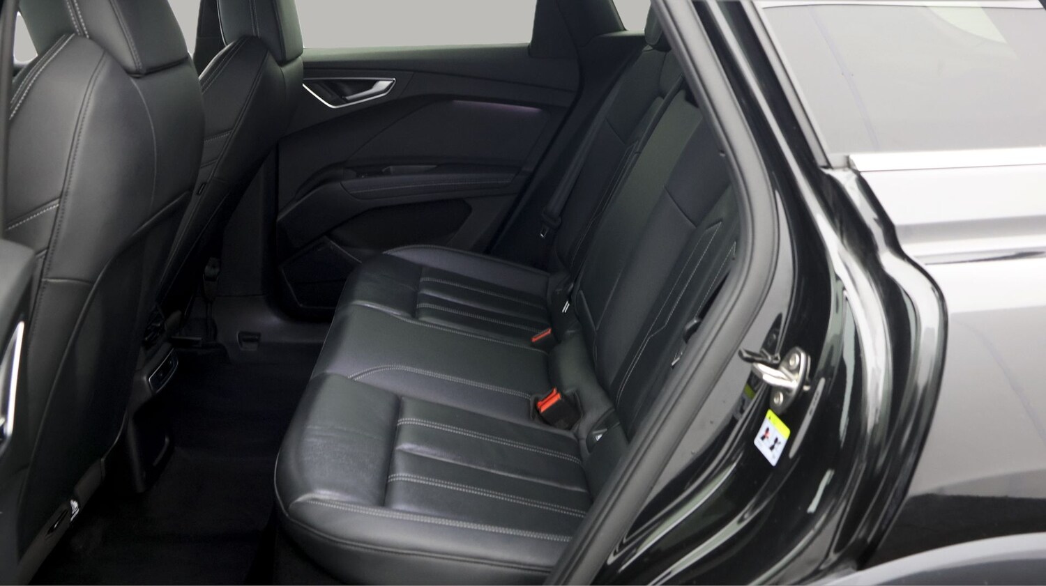 Used Audi Q4 e-tron 2023 for sale - 77306398: Photo 16