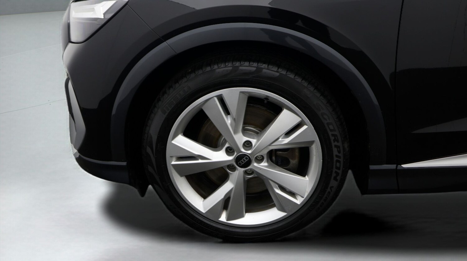 Used Audi Q4 e-tron 2023 for sale - 77306398: Photo 18