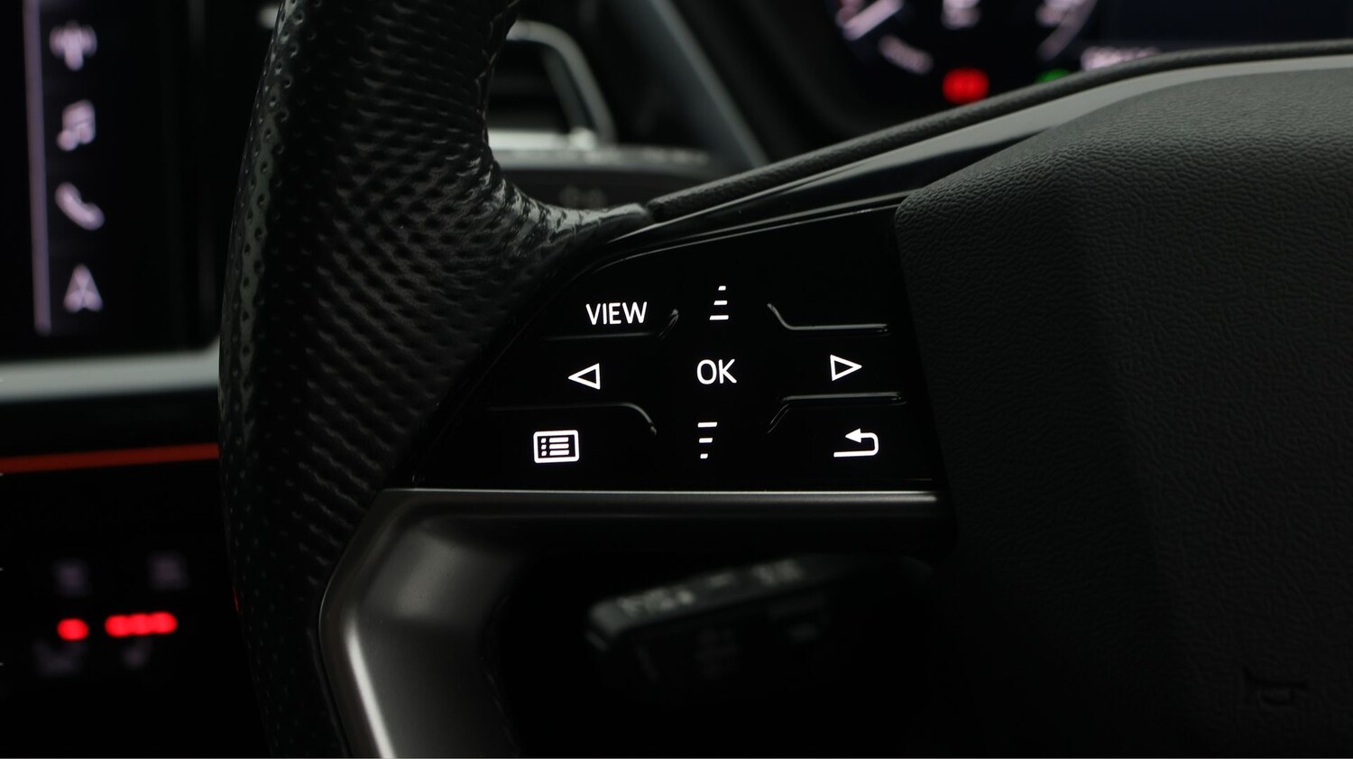 Used Audi Q4 e-tron 2023 for sale - 77306398: Photo 21