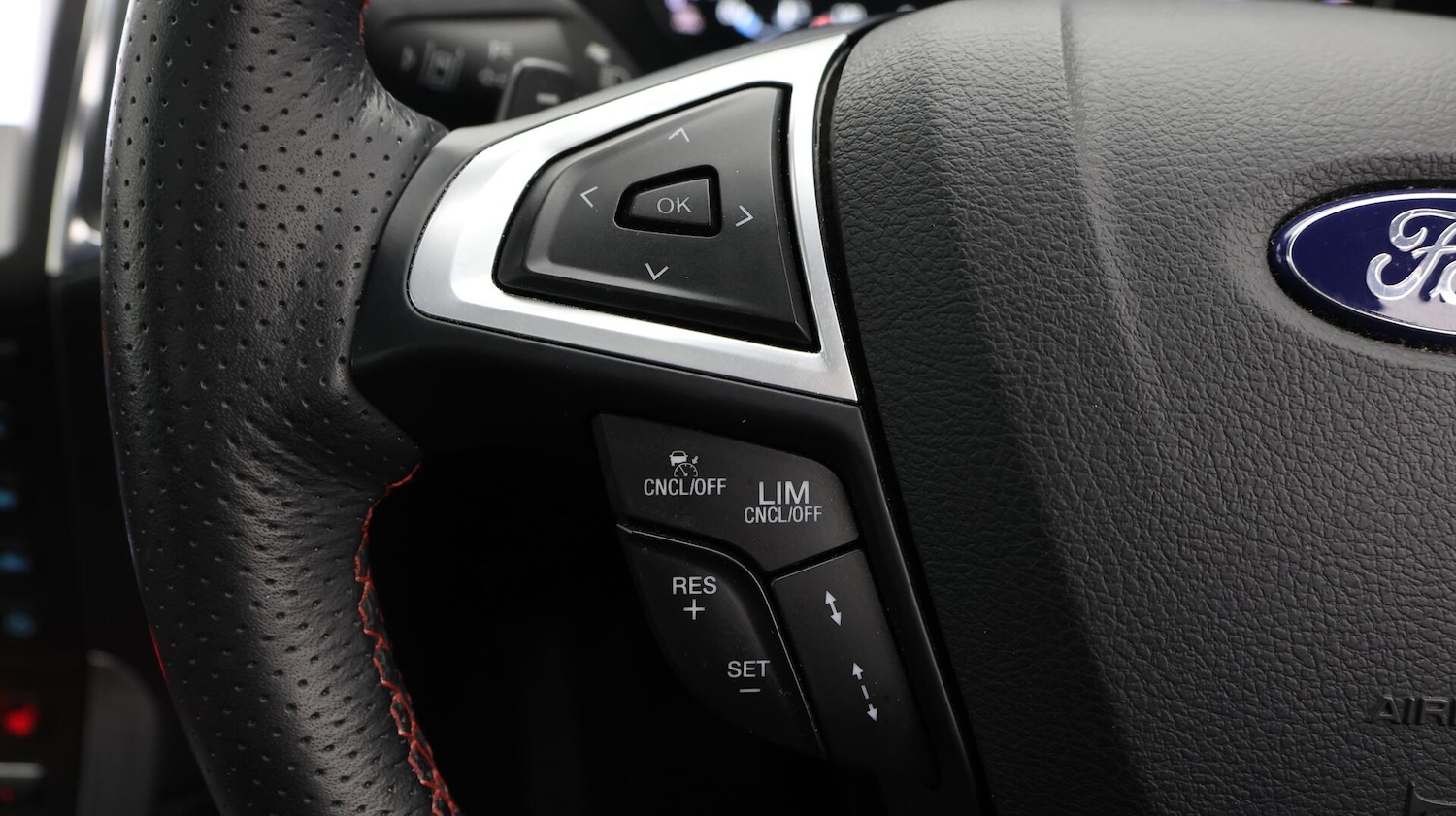 Used Ford S-Max 2019 for sale - 76361255: Photo 24