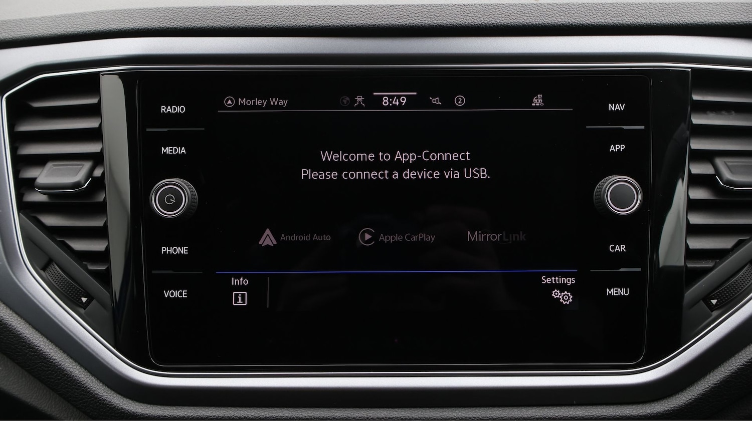 Used Volkswagen T-Roc 2022 for sale - 77776128: Photo 26