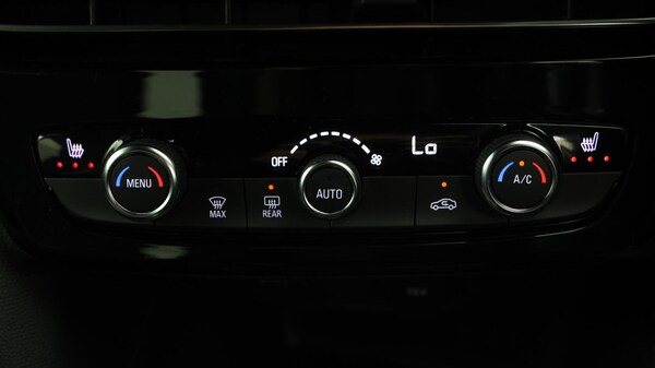 Used Vauxhall Mokka Electric for sale - 76251303: Photo 13