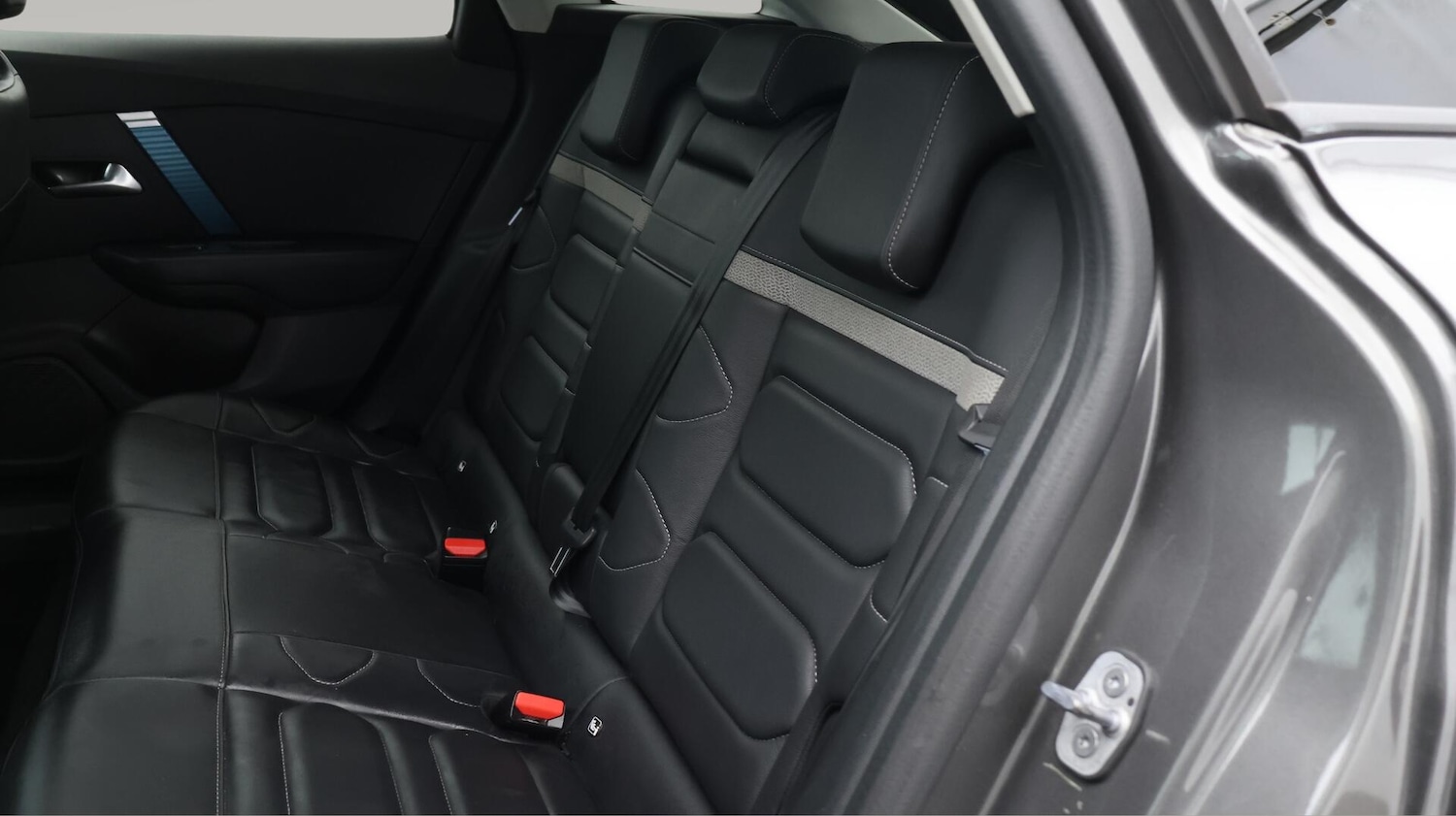Used Citroen e-C4 2022 for sale - 76122226: Photo 17