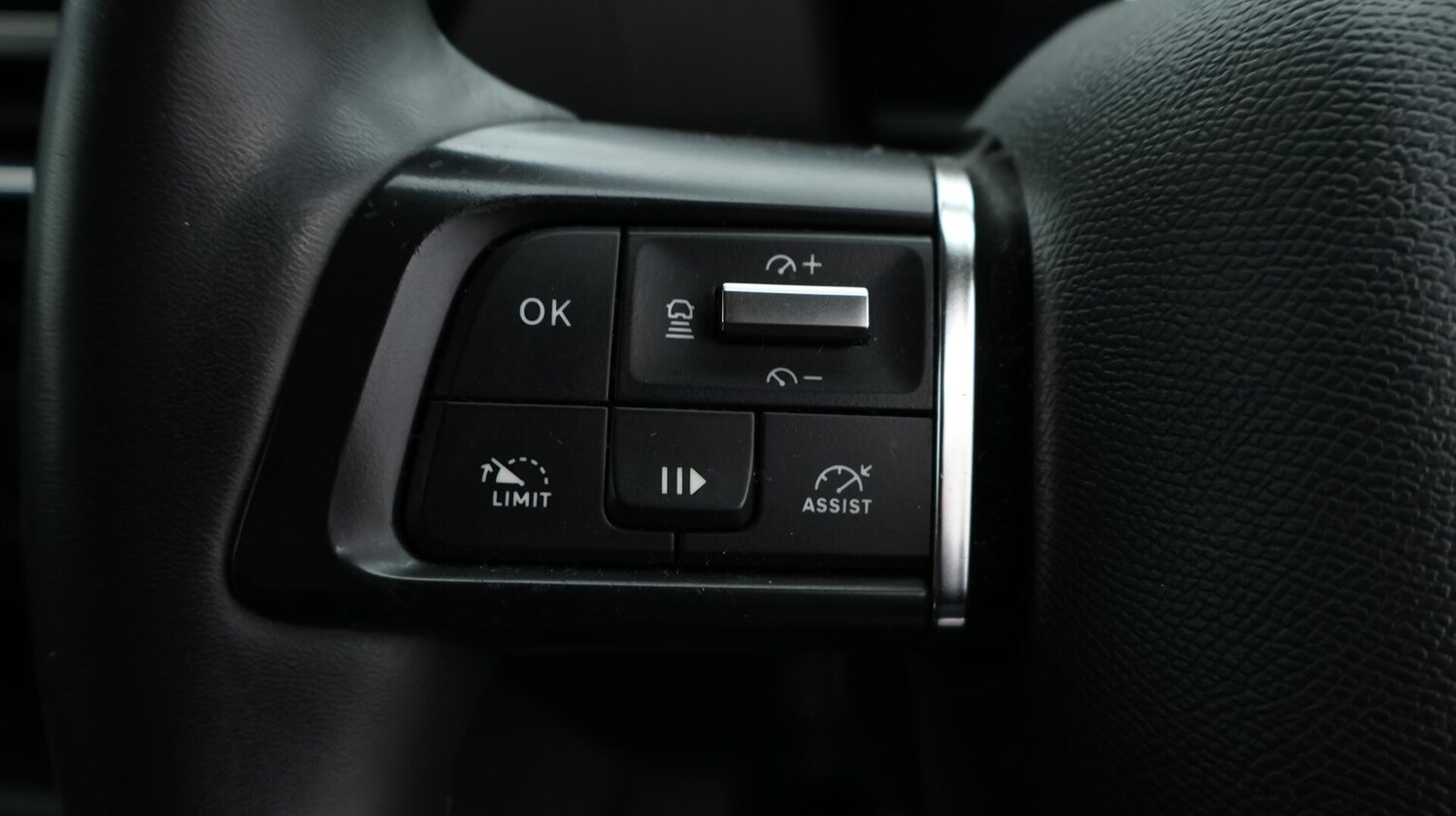 Used Citroen e-C4 2022 for sale - 76122226: Photo 23
