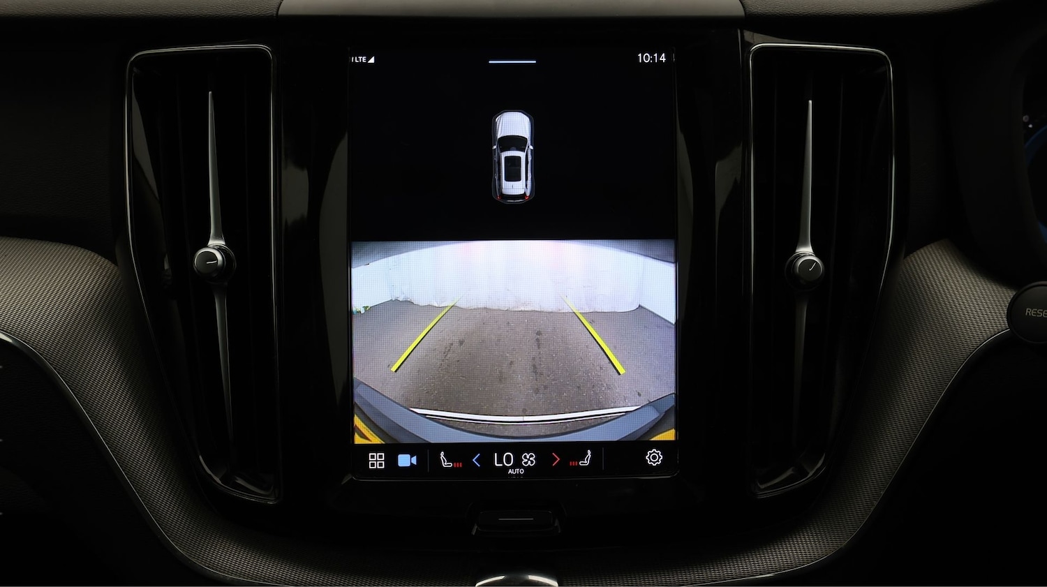 Used Volvo XC60 2023 for sale - 77379020: Photo 26