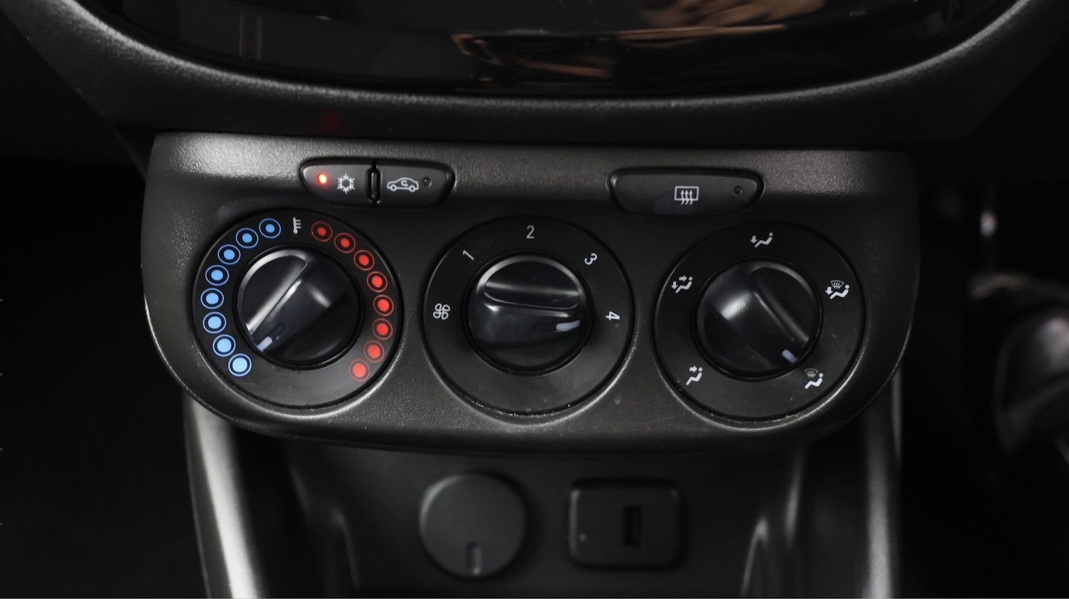 Used Vauxhall Corsa 2019 for sale - 77519686: Photo 12