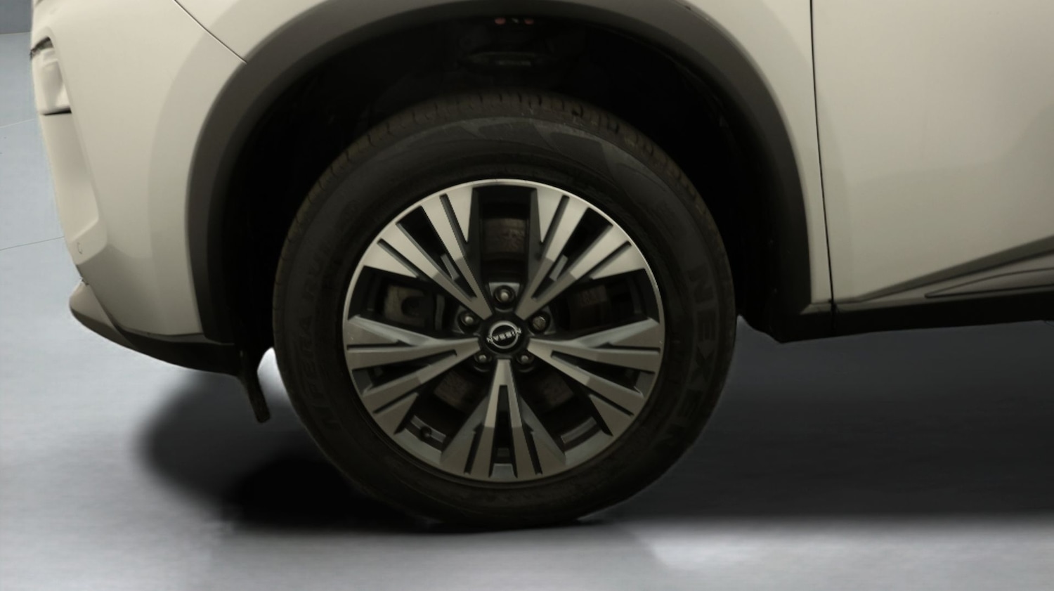 Used Nissan X-Trail 2023 for sale - 77694613: Photo 18