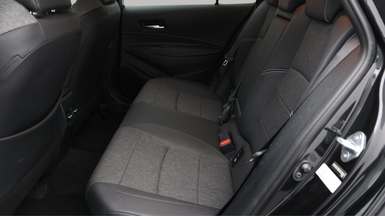 Used Toyota Corolla for sale - 76473544: Photo 17