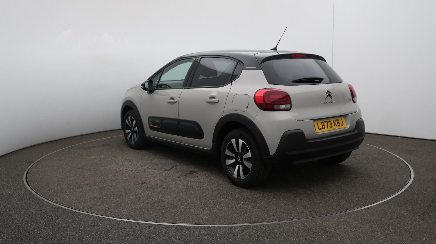 Used Citroen C3 2023 for sale - 76424214: Photo 64