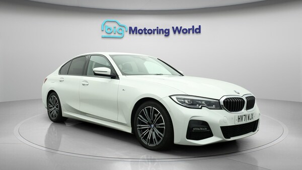 Used BMW 3 Series 2021 for sale - 76247335: Photo 2