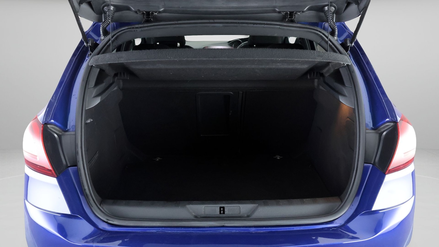 Used Peugeot 308 2020 for sale - 77916307: Photo 17