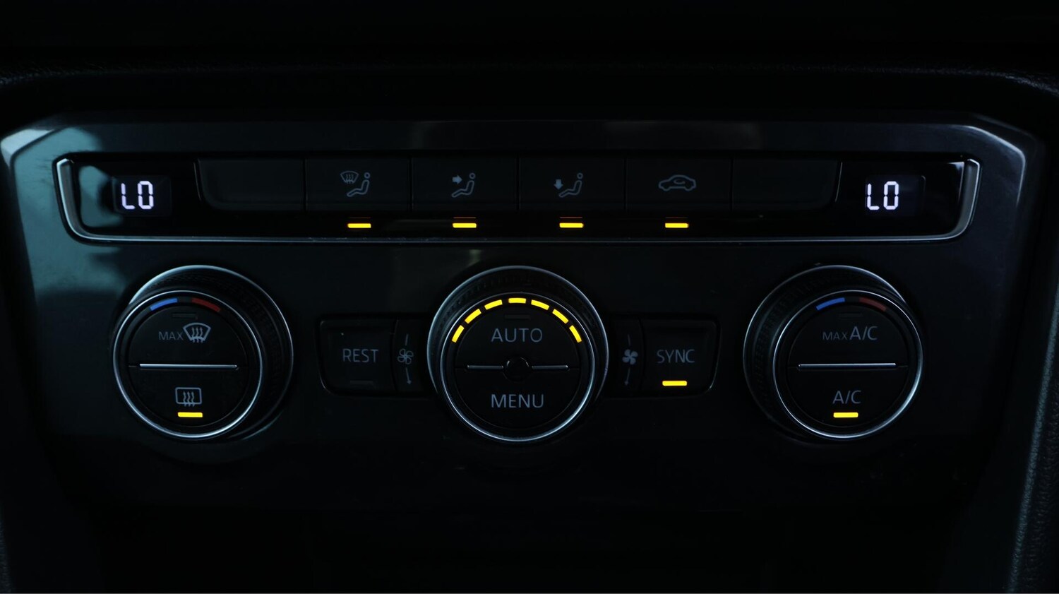 Used Volkswagen Tiguan 2019 for sale - 76381100: Photo 12