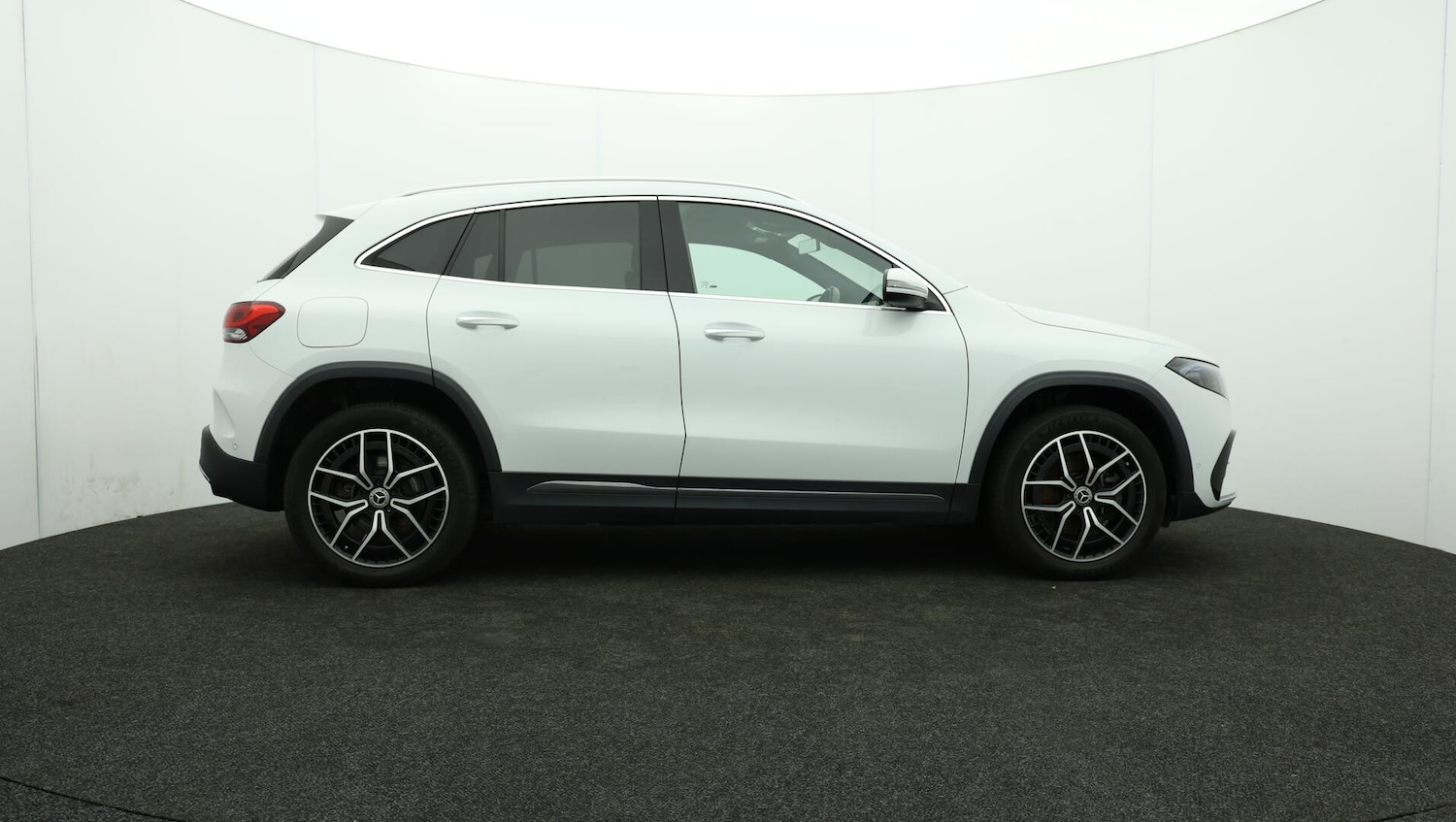 Used Mercedes-Benz EQA 2023 for sale - 76135925: Photo 26