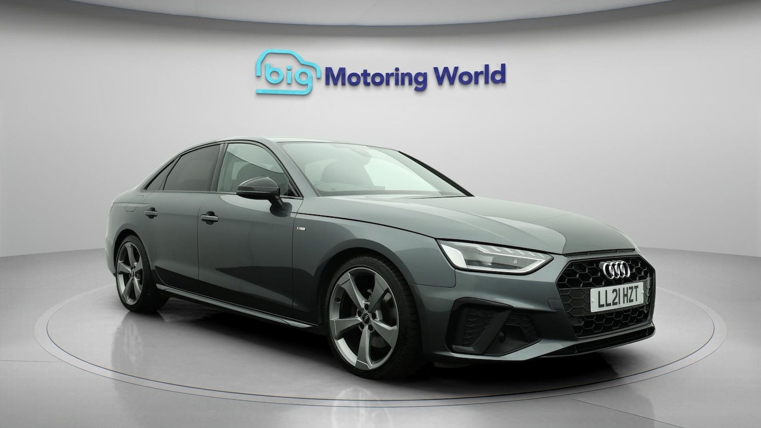 Used Audi A4 2021 for sale - 75927859: Photo 2