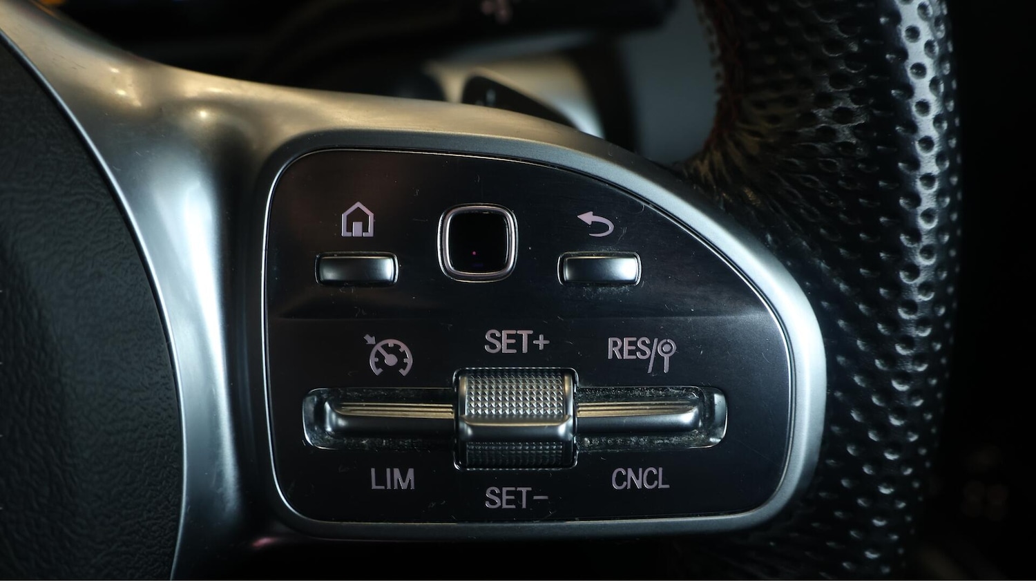 Used Mercedes-Benz GLB 2022 for sale - 76562214: Photo 25