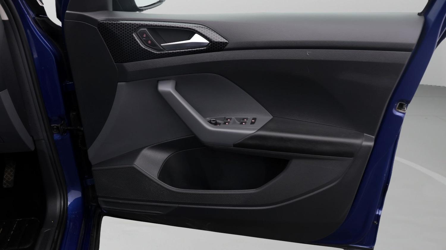 Used Volkswagen T-Cross 2021 for sale - 77610493: Photo 15