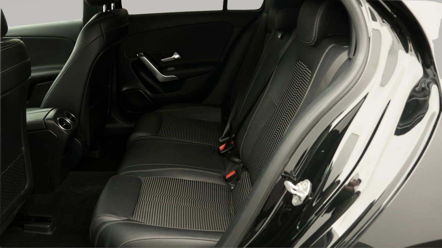 Used Mercedes-Benz A-Class 2018 for sale - 77736269: Photo 16