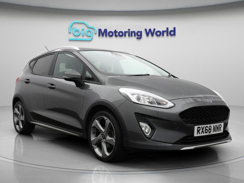 Used Ford Fiesta 2018 for sale - 76380596: Photo 1