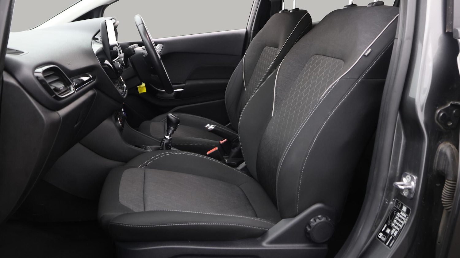 Used Ford Fiesta 2018 for sale - 76380596: Photo 14