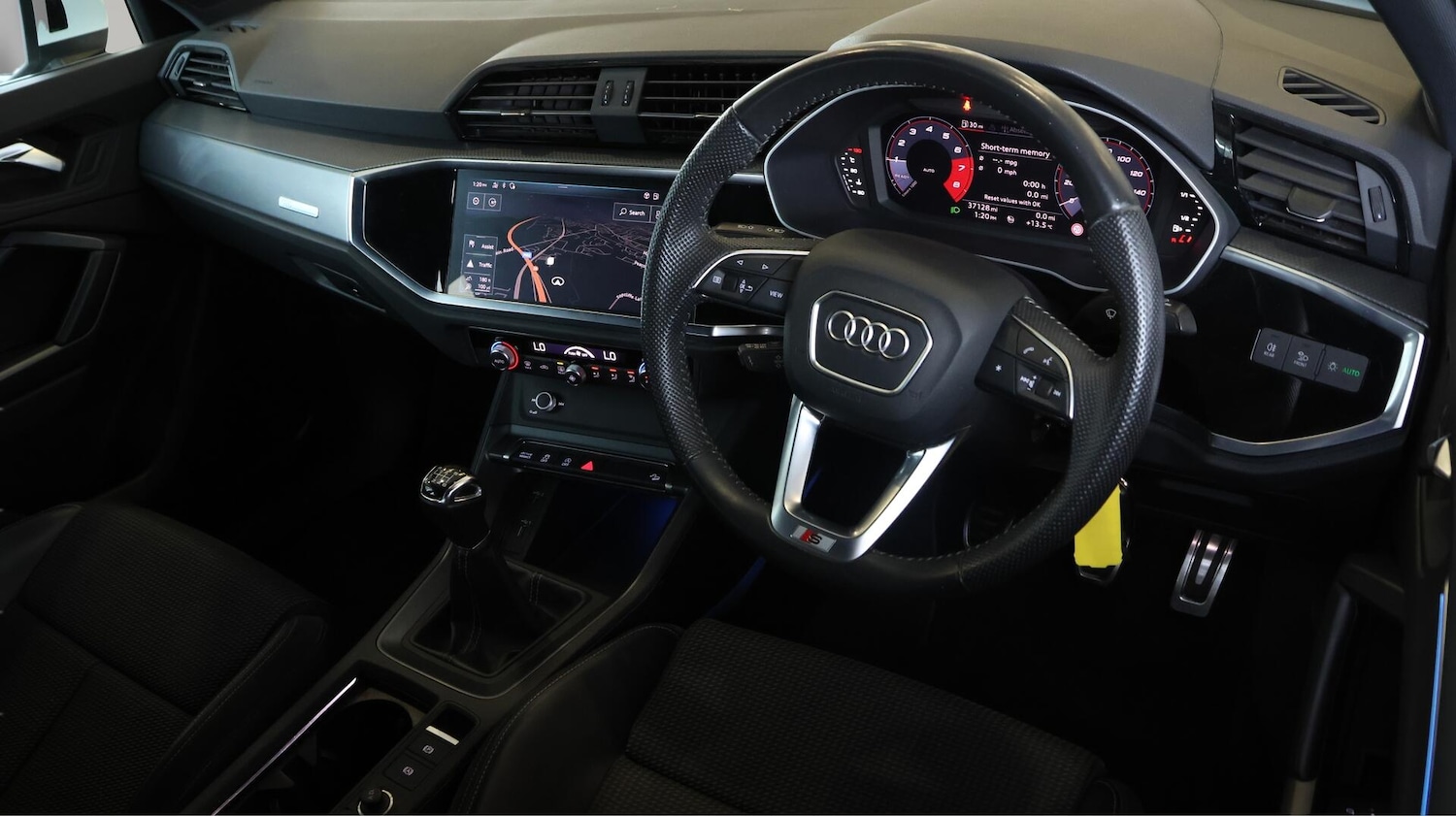 Used Audi Q3 2020 for sale - 76573116: Photo 10