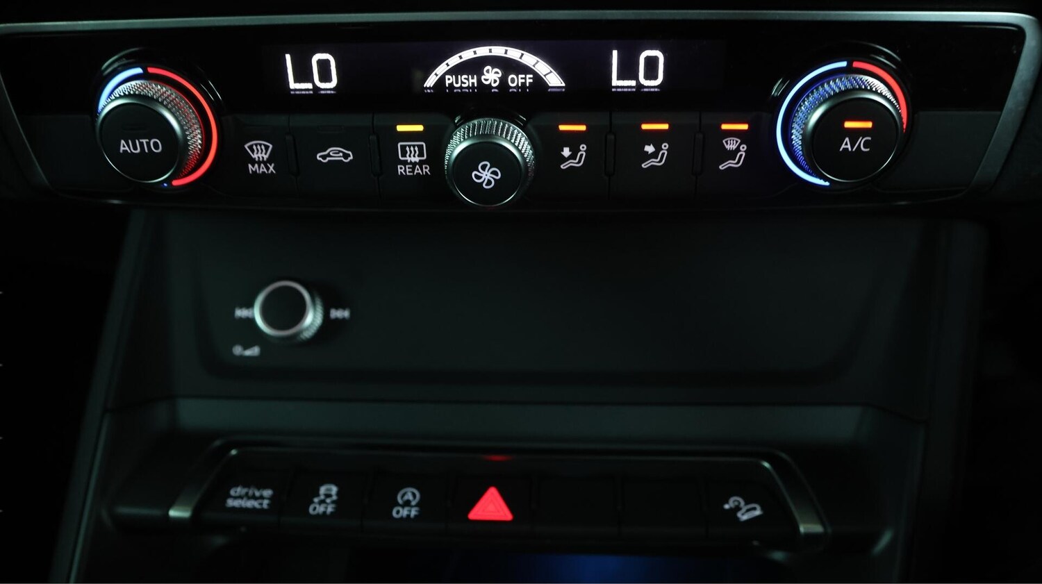 Used Audi Q3 2020 for sale - 76573116: Photo 13