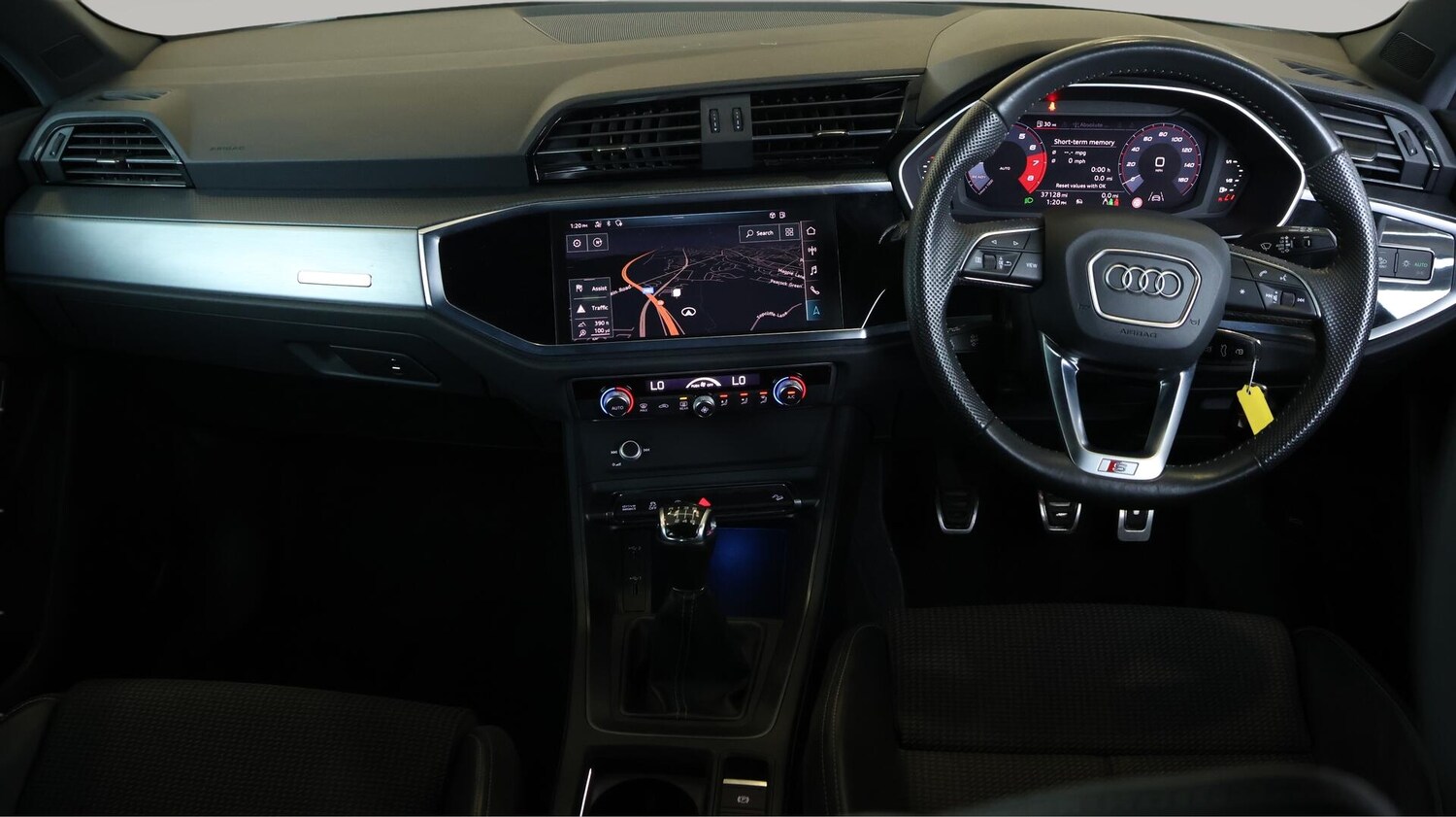 Used Audi Q3 2020 for sale - 76573116: Photo 14