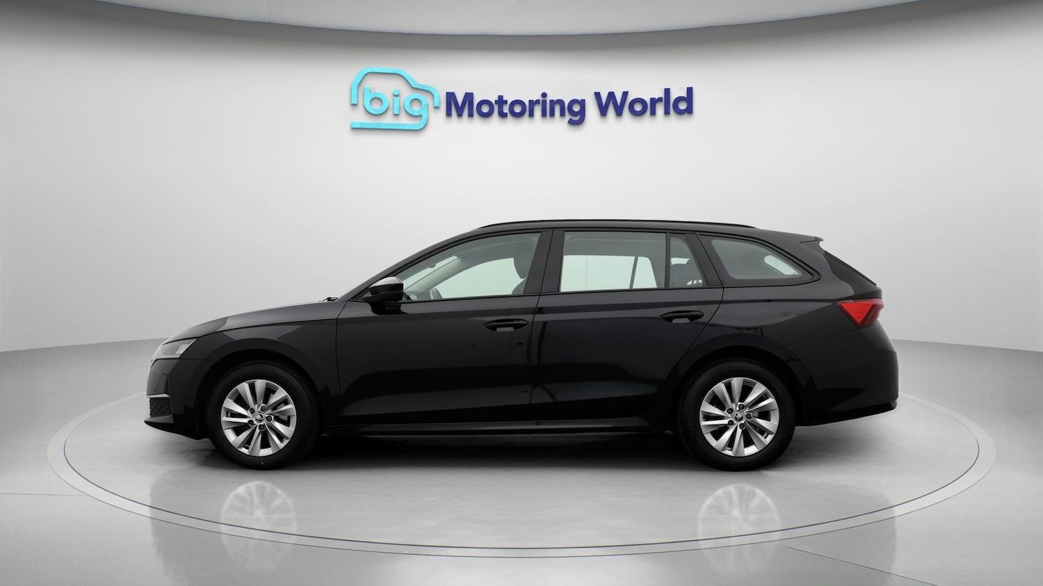 Used Skoda Octavia 2024 for sale - 77818084: Photo 4