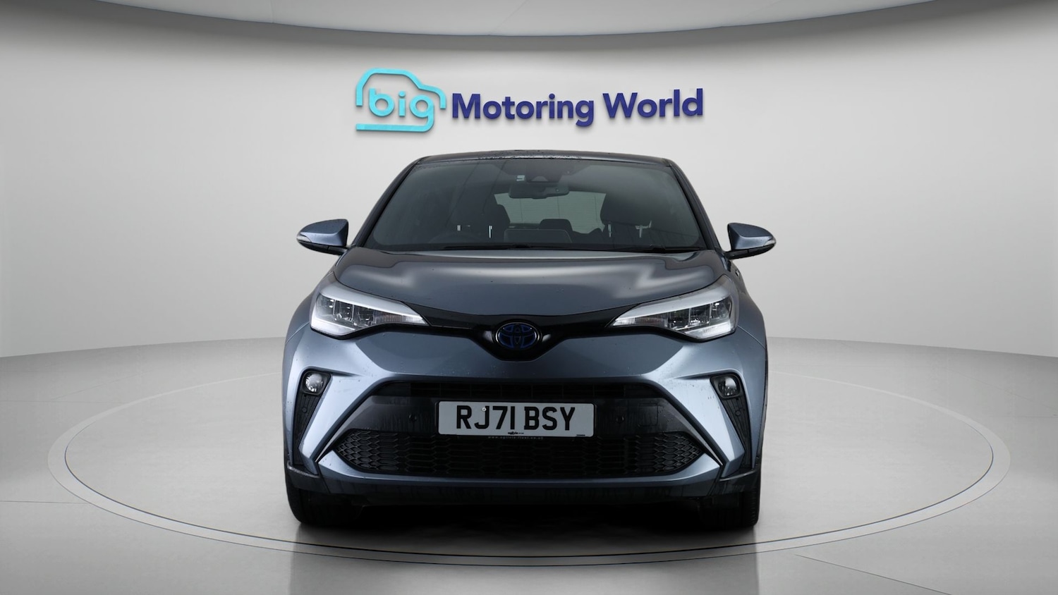 Used Toyota C-HR 2022 for sale - 77636304: Photo 2