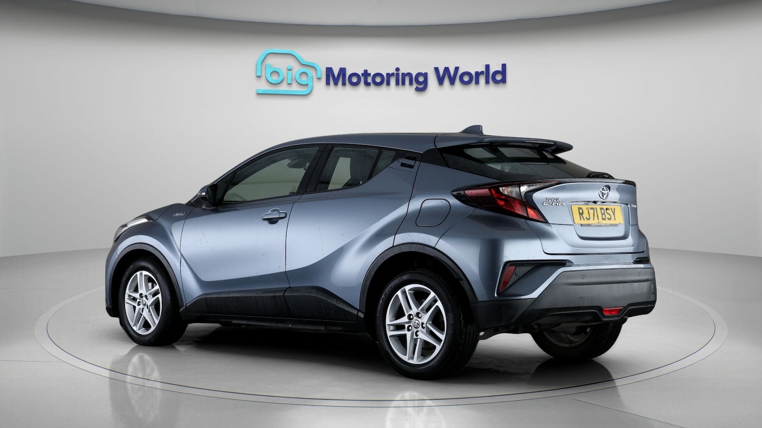 Used Toyota C-HR 2022 for sale - 77636304: Photo 5